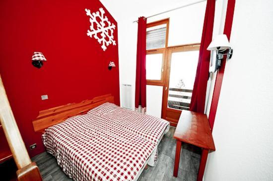 Hotel Le Grand Chalet Foncine-le-Haut Quarto foto